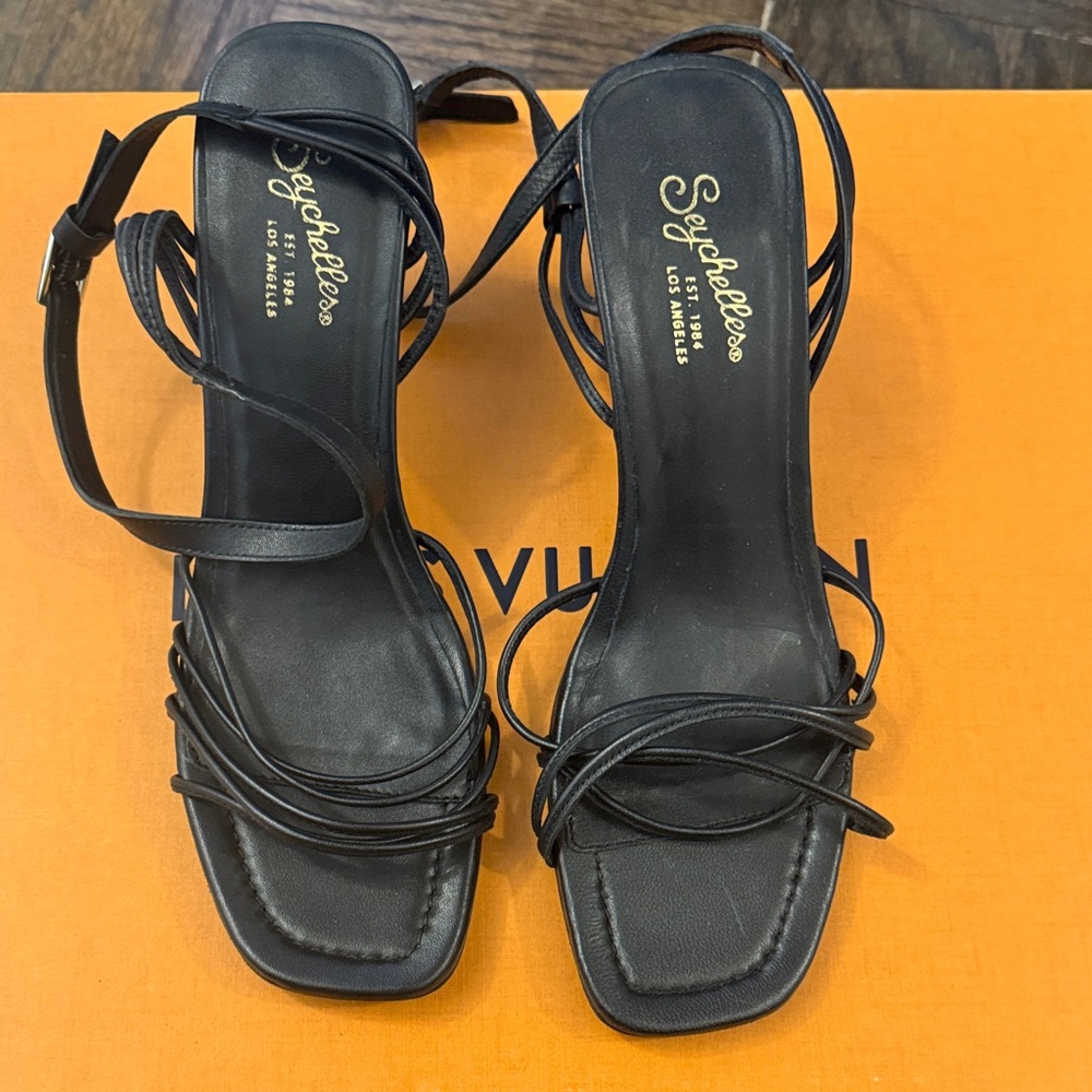 Seychelles Black Strappy Square-Toe Heels